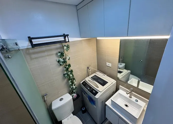 Sunny Side Cityscape C2 Rm 1716 Shore Residences By Prime Moa * Manila